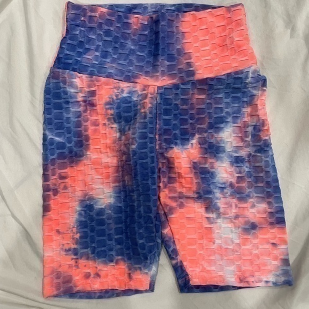 New women athletic shorts soft stretchy material